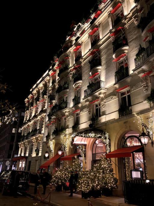 Montaigne Executive Suite Париж Экстерьер фото